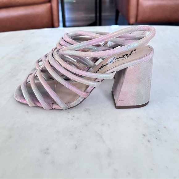 Free People Colette Strappy Platform Sandal in Rainbow Metallic Brand New Size 7 - Picture 4 of 11